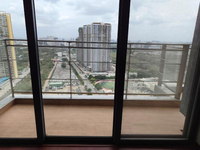 3 BHK Apartment in Hadapsar for resale Pune. The reference number is 20568270