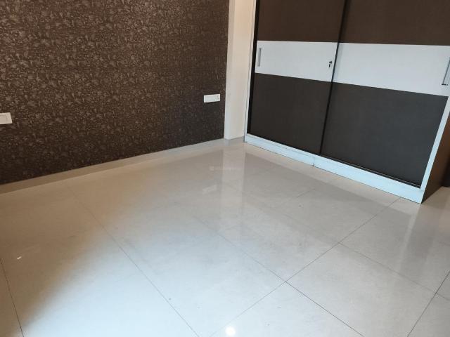 3 BHK Apartment in Hadapsar for resale Pune. The reference number is 20630918