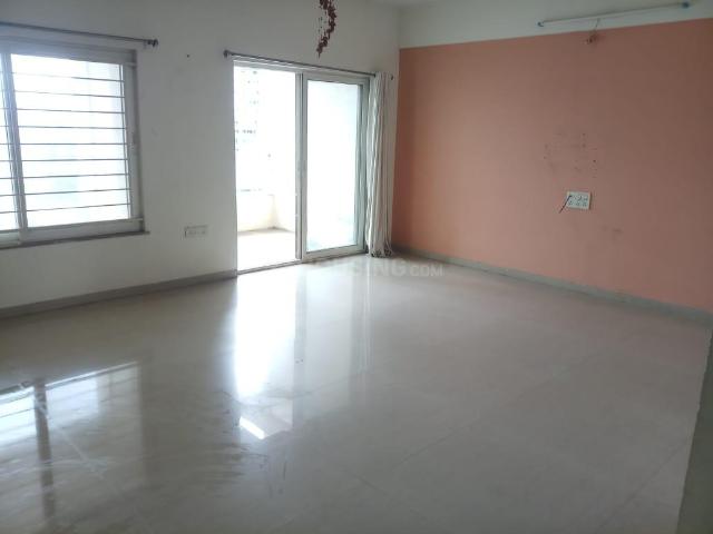 3 BHK Apartment in Hadapsar for resale Pune. The reference number is 20652724