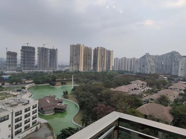 3 BHK Apartment in Hadapsar for resale Pune. The reference number is 20788113
