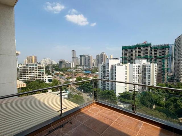 3 BHK Apartment in Hadapsar for resale Pune. The reference number is 20824822