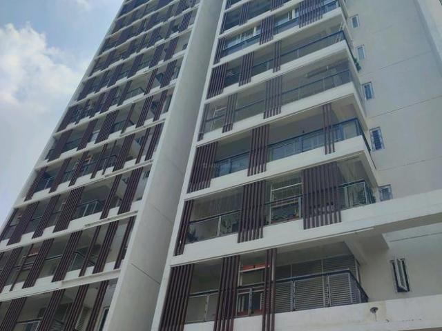 3 BHK Apartment in Hafeezpet for resale Hyderabad. The reference number is 15734079