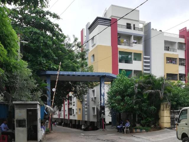 3 BHK Apartment in Hafeezpet for resale Hyderabad. The reference number is 20524215
