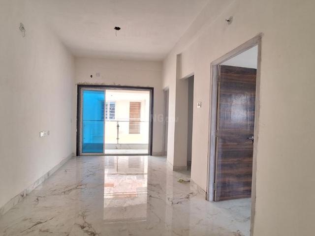 3 BHK Apartment in Haltu for resale Kolkata. The reference number is 20817259