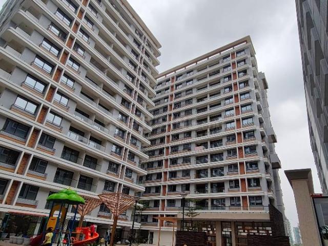 3 BHK Apartment in Hanspura for resale Ahmedabad. The reference number is 18874325