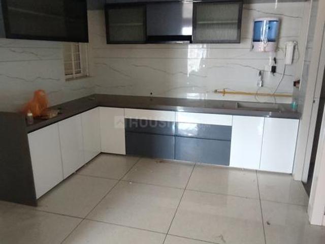3 BHK Apartment in Harni for rent Vadodara. The reference number is 19712061