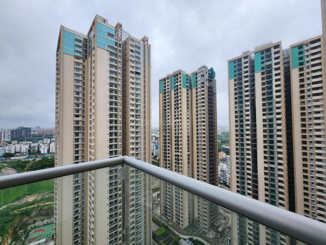 3 BHK Apartment in Hitech City for resale Hyderabad. The reference number is 17827119