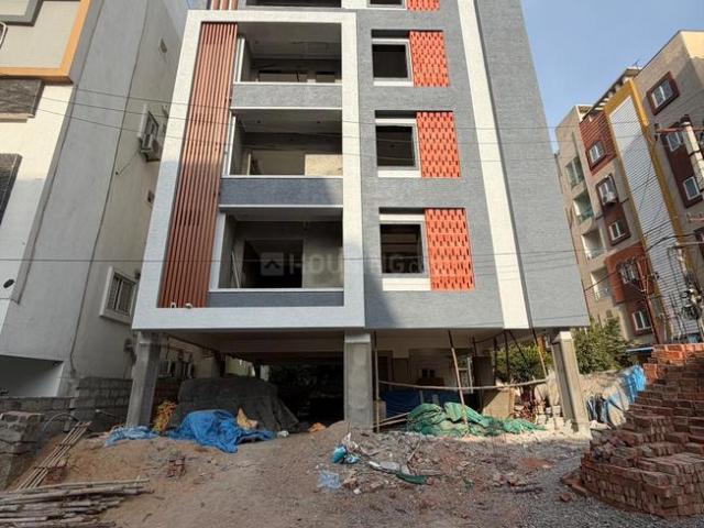 3 BHK Apartment in Hyder Nagar for resale Hyderabad. The reference number is 20409521