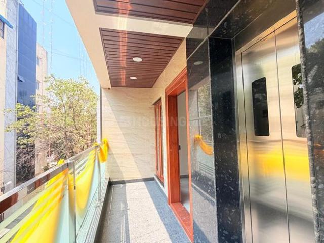 3 BHK Apartment in Indira Nagar for rent Bengaluru. The reference number is 20119458
