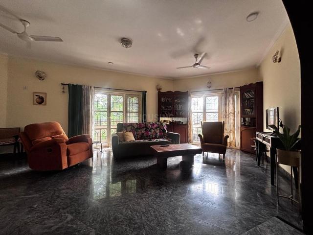3 BHK Apartment in Indira Nagar for rent Bengaluru. The reference number is 20376468