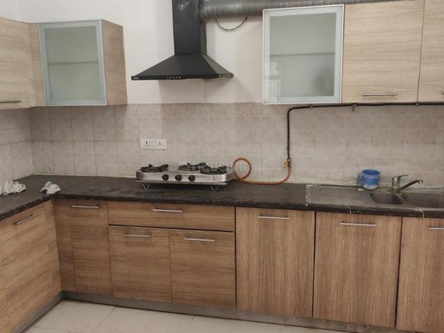 3 BHK Apartment in Indirapuram for rent Ghaziabad. The reference number is 16580607