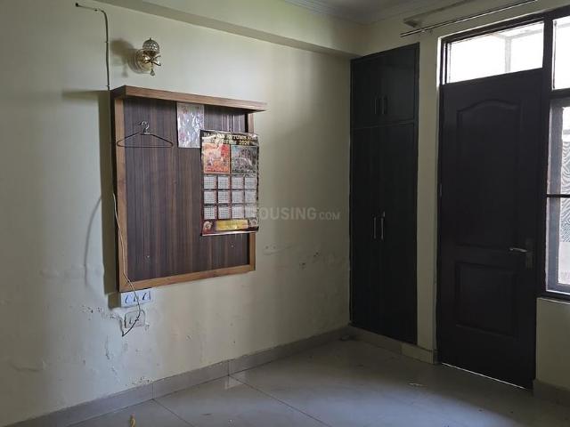 3 BHK Apartment in Indirapuram for rent Ghaziabad. The reference number is 17309377