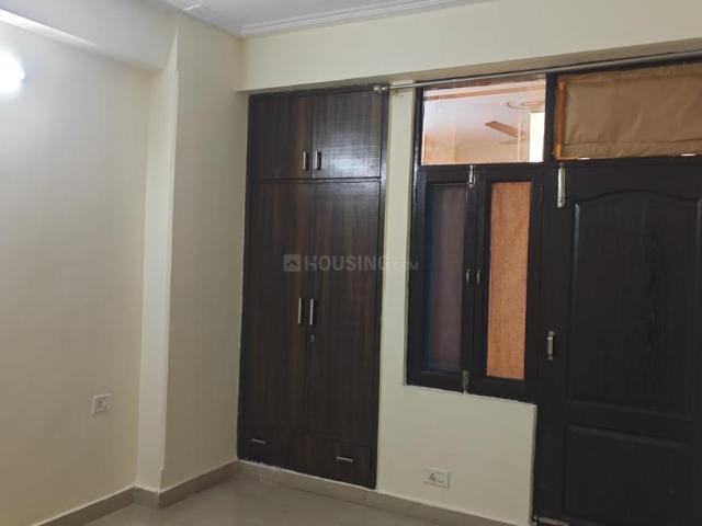 3 BHK Apartment in Indirapuram for rent Ghaziabad. The reference number is 19432716