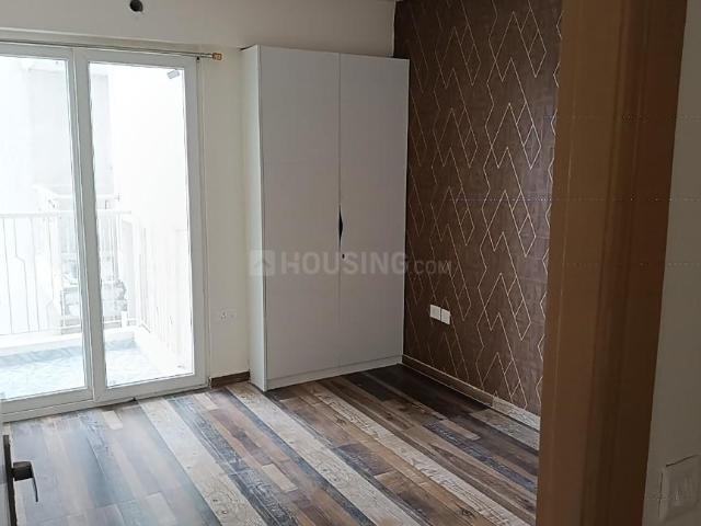 3 BHK Apartment in Indirapuram for rent Ghaziabad. The reference number is 19769636