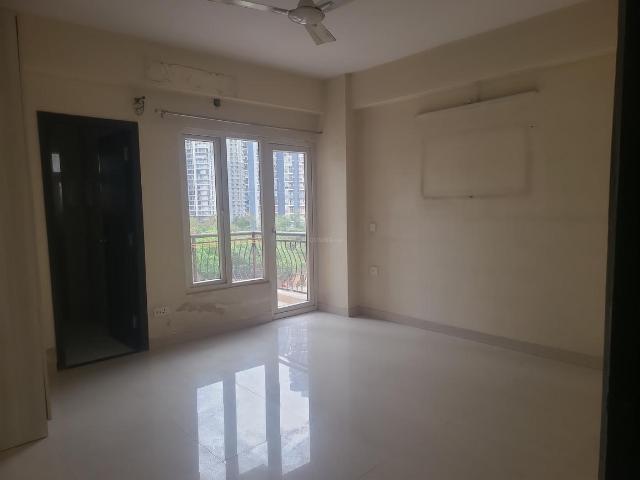 3 BHK Apartment in Indirapuram for rent Ghaziabad. The reference number is 19924172