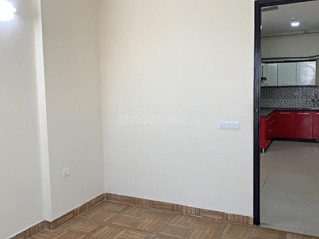 3 BHK Apartment in Indirapuram for rent Ghaziabad. The reference number is 19921803