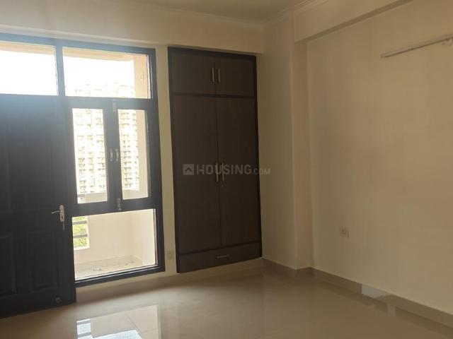 3 BHK Apartment in Indirapuram for rent Ghaziabad. The reference number is 20201374