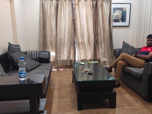3 BHK Apartment in Indirapuram for rent Ghaziabad. The reference number is 20503519