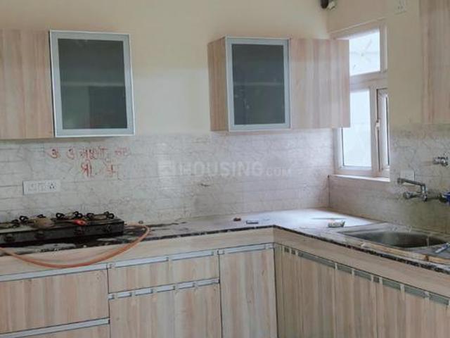 3 BHK Apartment in Indirapuram for rent Ghaziabad. The reference number is 20801085