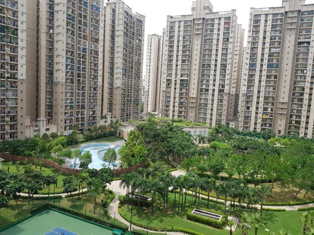 3 BHK Apartment in Indirapuram for resale Ghaziabad. The reference number is 17571946