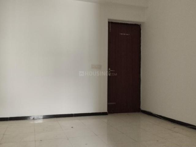 3 BHK Apartment in Indirapuram for resale Ghaziabad. The reference number is 18923529