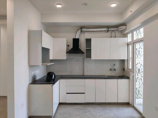 3 BHK Apartment in Indirapuram for resale Ghaziabad. The reference number is 19458531