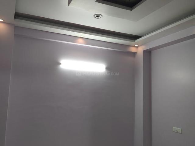 3 BHK Apartment in Indirapuram for resale Ghaziabad. The reference number is 19458543