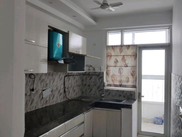 3 BHK Apartment in Indirapuram for resale Ghaziabad. The reference number is 19509332