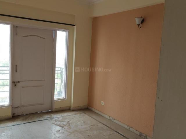 3 BHK Apartment in Indirapuram for resale Ghaziabad. The reference number is 19718361