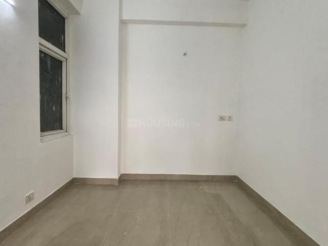 3 BHK Apartment in Indirapuram for resale Ghaziabad. The reference number is 19774974