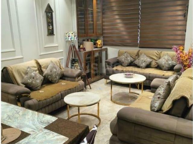3 BHK Apartment in Indirapuram for resale Ghaziabad. The reference number is 19785097