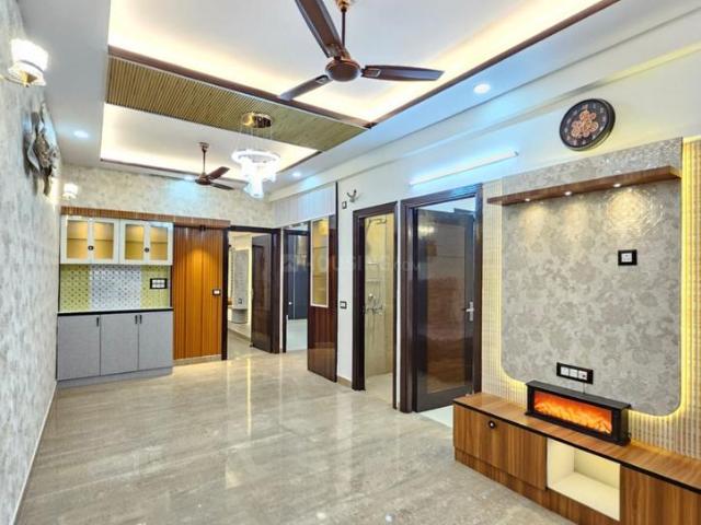 3 BHK Apartment in Indirapuram for resale Ghaziabad. The reference number is 19807920
