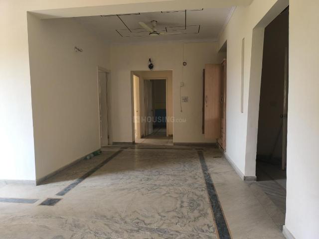 3 BHK Apartment in Indirapuram for resale Ghaziabad. The reference number is 19935604
