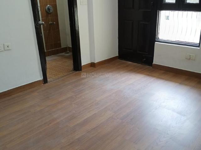 3 BHK Apartment in Indirapuram for resale Ghaziabad. The reference number is 19935959