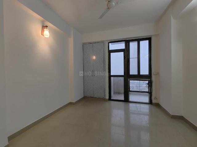 3 BHK Apartment in Indirapuram for resale Ghaziabad. The reference number is 19961499