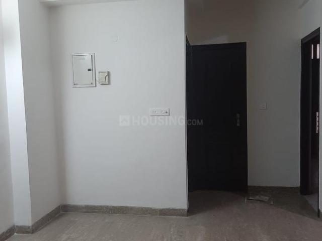 3 BHK Apartment in Indirapuram for resale Ghaziabad. The reference number is 19970070