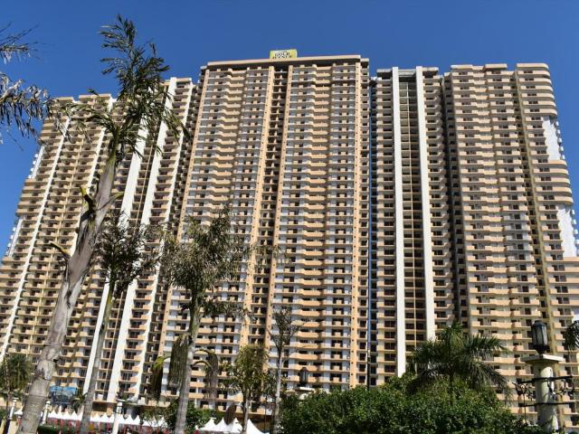 3 BHK Apartment in Indirapuram for resale Ghaziabad. The reference number is 20408509
