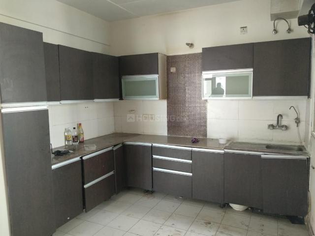 3 BHK Apartment in Indirapuram for resale Ghaziabad. The reference number is 20502291