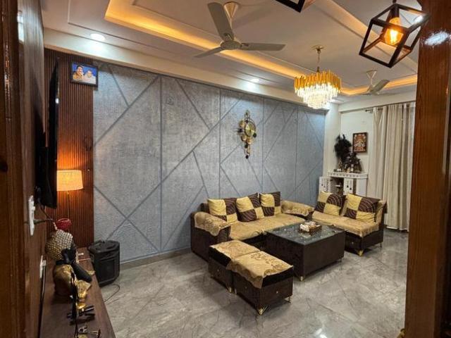 3 BHK Apartment in Indirapuram for resale Ghaziabad. The reference number is 20528118