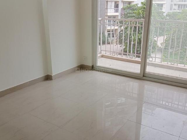 3 BHK Apartment in Indirapuram for resale Ghaziabad. The reference number is 20596412