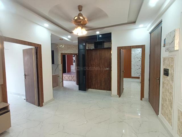 3 BHK Apartment in Indirapuram for resale Ghaziabad. The reference number is 20604663