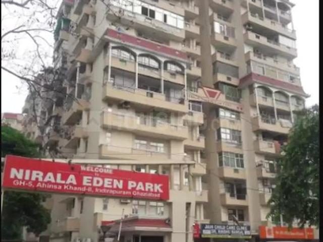 3 BHK Apartment in Indirapuram for resale Ghaziabad. The reference number is 20683676