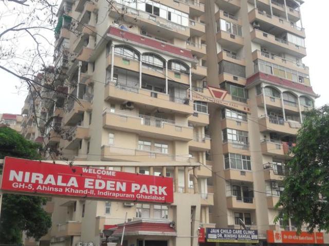 3 BHK Apartment in Indirapuram for resale Ghaziabad. The reference number is 20683801