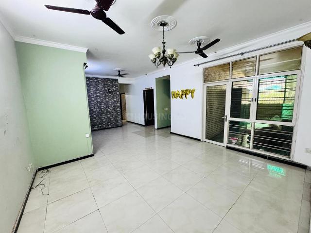 3 BHK Apartment in Indirapuram for resale Ghaziabad. The reference number is 20731736