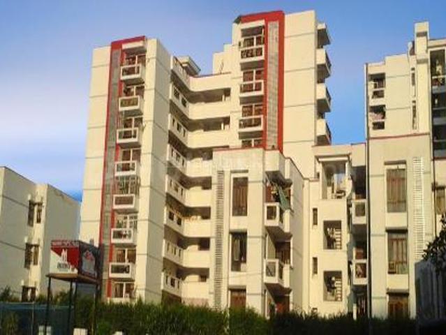 3 BHK Apartment in Indirapuram for resale Ghaziabad. The reference number is 20743564