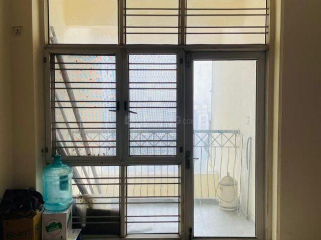 3 BHK Apartment in Indirapuram for resale Ghaziabad. The reference number is 20911997