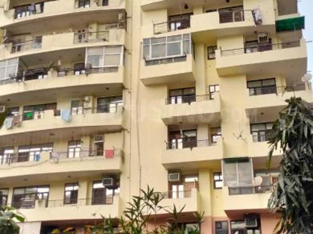 3 BHK Apartment in Indirapuram for resale Ghaziabad. The reference number is 20135589