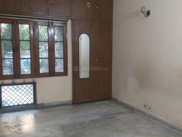 3 BHK Apartment in Indirapuram for resale Ghaziabad. The reference number is 20194444