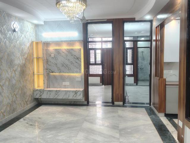 3 BHK Apartment in Indirapuram for resale Ghaziabad. The reference number is 20213263