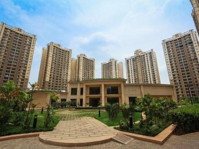 3 BHK Apartment in Indirapuram for resale Ghaziabad. The reference number is 20220286